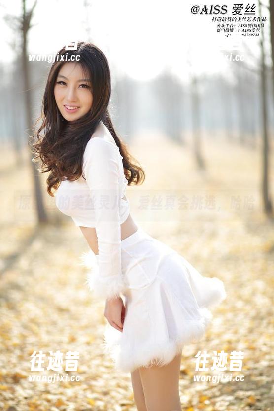 原图里的美丝灵儿，爱丝真会挑选，哈哈
