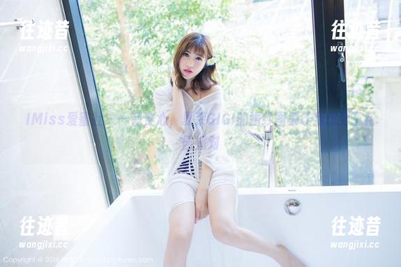 IMiss爱蜜社 - 一箭穿心，夏茉GIGI的婚纱图集让我想到了花园派对