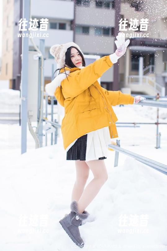 IMiss爱蜜社 - 这福利太给力！小丽莎萌萌哒再一次用她的女王形象俘获了众人的心。