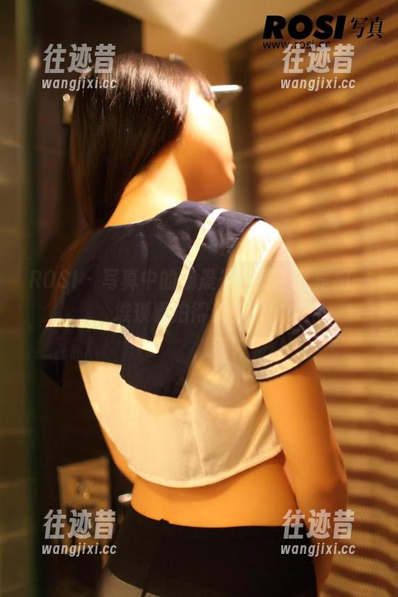ROSI - 写真中的杨晨晨，日常就是把一堆琐事拍得美美的！