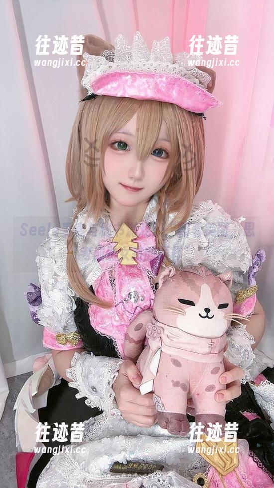 Seele麦麦 Seele麦麦与秘书游戏:“翻看美图,思考成熟女孩的模样”