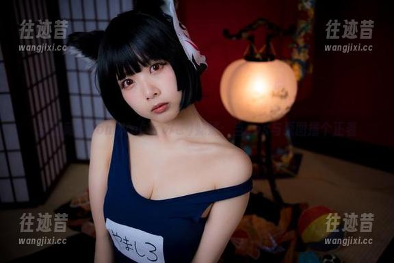 捉迷藏的Tomiko(とみこ)妹妹：当cos与原图撞个正着