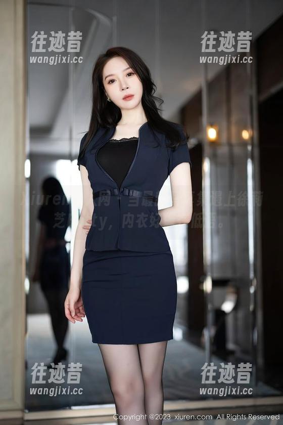 Xiuren秀人网 - 当最新写真集遇上徐莉芝Botty，内衣好像在低语。