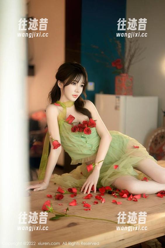 Xiuren秀人网-心妍公主 Xiuren秀人网 - 心妍公主黑白写真,探讨为何全套只懂“黑夜”,白天谁来唤醒我的美丽呢?