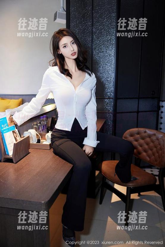 Xiuren秀人网 - 从未见过的瑶啊摇的瑶，私拍诠释日常的特别
