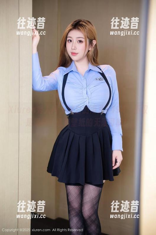 Xiuren秀人网 - 纯白的雨儿1494，不仅是照片，还有壁纸的无限可能！