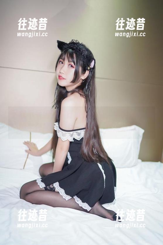 下载不呆猫的牛仔裤作品集，谁能抵挡这股牛仔裤的魅力，哦不，这股炫酷？