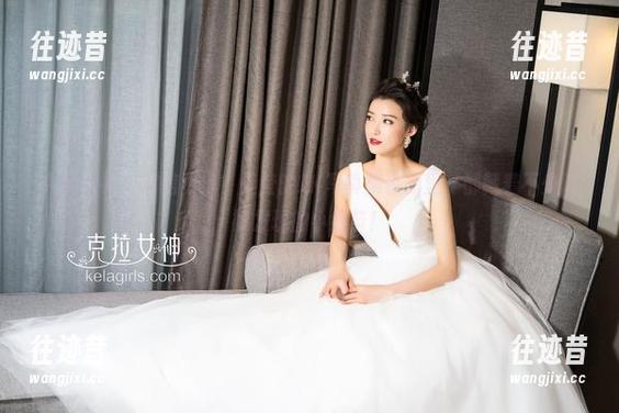 克拉女神-佳莹 克拉女神 - 你信不信?佳莹的JK写真集资源里,都藏着不少没被发现的小细节!