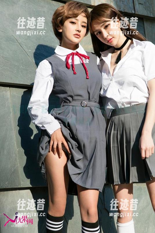 尤果网-莉恩 尤果网 - 莉恩夏日写真:那些不经意间的性感体态
