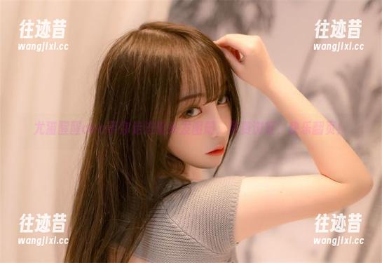 尤猫醒醒ovo带你走进粉头发图册，免费浏览，快乐翻页！