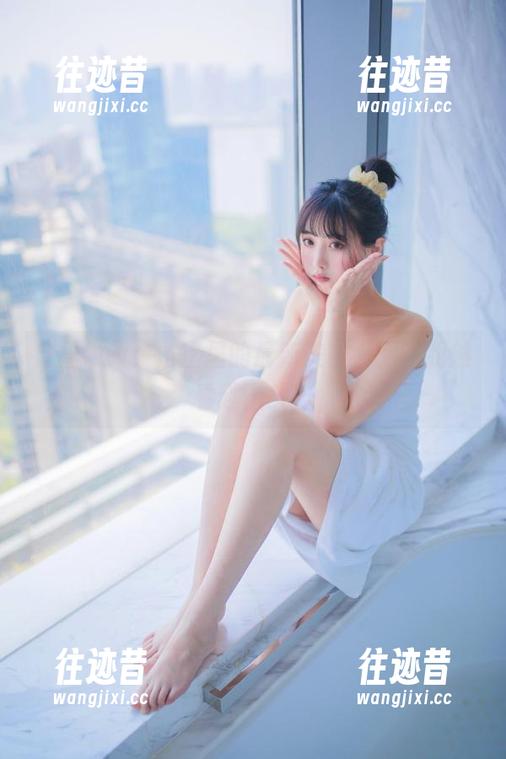 念雪ww：浴室里的最新美图，为啥我越看越上头？