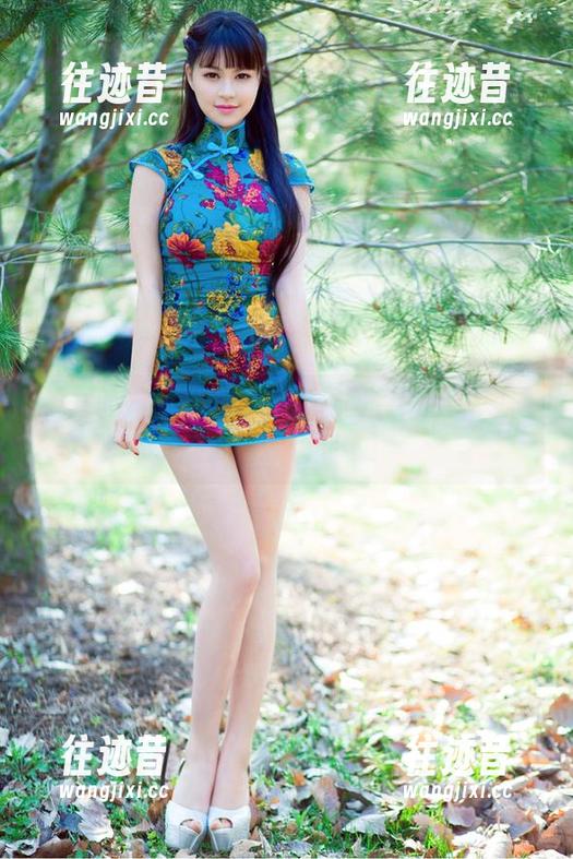 推女郎 - 黄可这套女仆风图包，喔，那种摆姿势我磕到了！