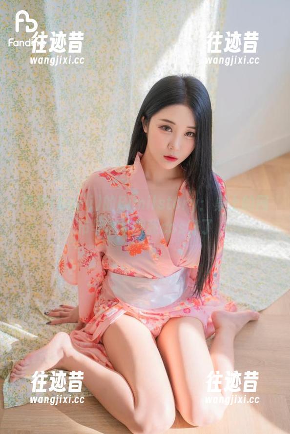 普美(bomi)的Bimilstory：桌上的网布与皮革被我cos好了