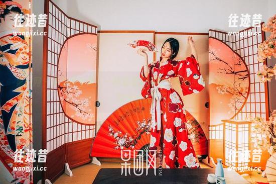果团网 - 莫雅淇全集：一杯温柔的咖啡，慢慢品味它的香气。下载来试试！