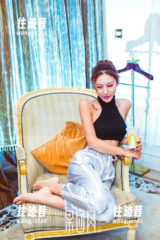果团网 - 陈迪娅黑白写真：原图随意下载，收藏吧，这可是好底子。