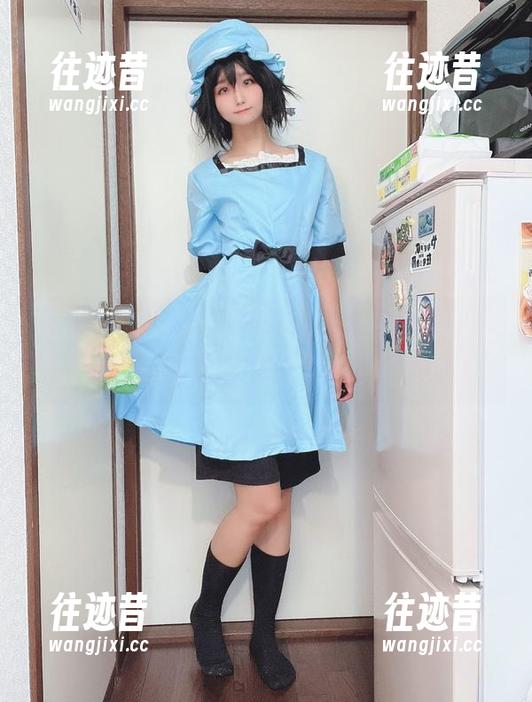 柳丸的“Fantia-2020年会员合集”，图册确实带点让人憧憬的味道，嘿嘿！
