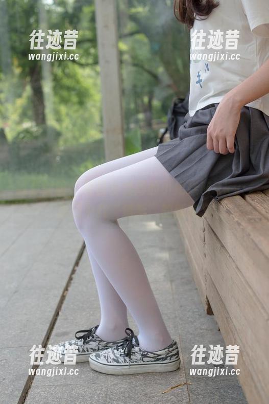 森萝财团 - 夏日漫游间的小奶糕Milky：原图中找“清新”的新定义
