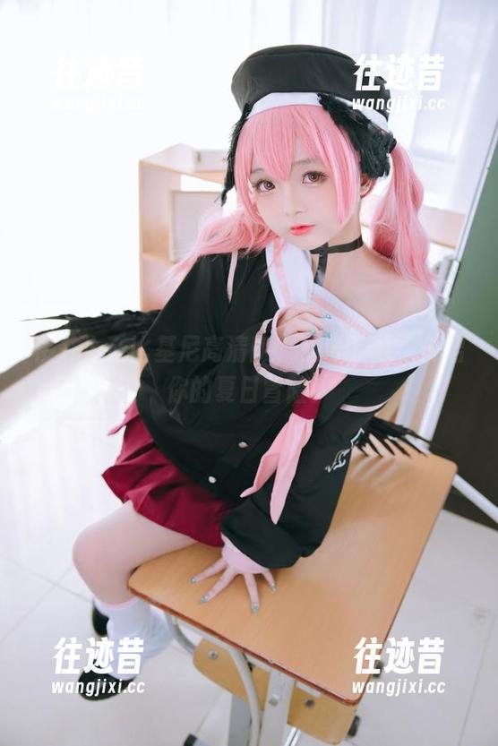 樱井小莜比基尼高清版，点击下载，开启你的夏日冒险！