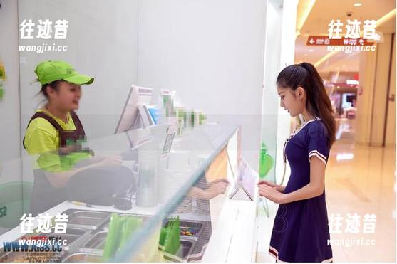 爱丝-若兮 爱丝 - 定制学妹:若兮的图片附赠一个哈哈包!