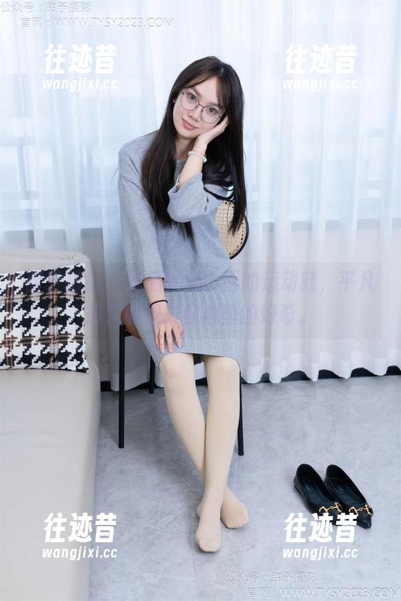 甜予摄影 - 作品就像小语的运动鞋，平凡却又能撩拨你心里的好奇。