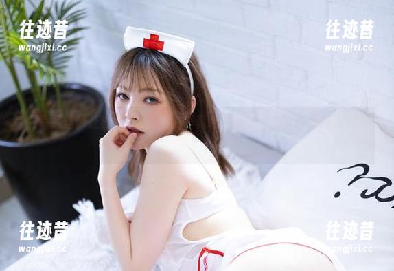 高清黑丝，让白露Bululu的写真愈发耐人寻味，求更新求更多！