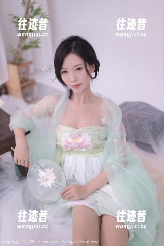 秀人网-MODEL伊若 秀人网 - MODEL伊若的教室:谁说学习不能美丽,套图带你上课去!