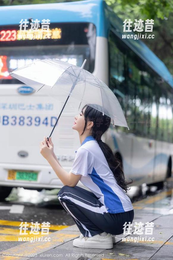 秀人网 - 谁说教室只能学习？乔一一的高清照片打破常规！