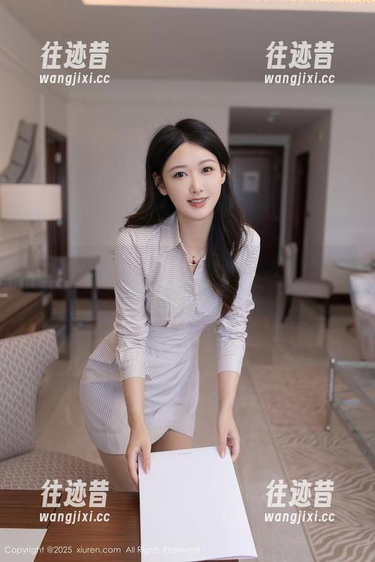 秀人网 - 王馨瑶Yanni的全套女王造型，下载后你也能统治朋友圈？