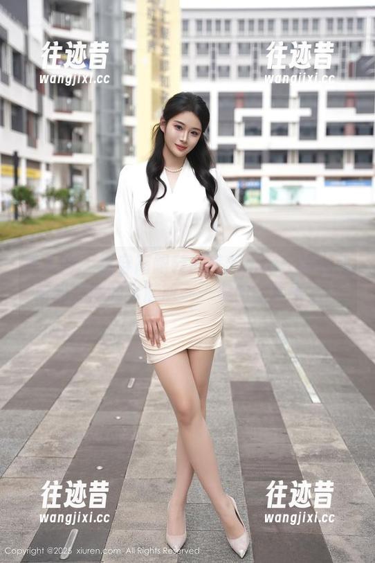 秀人网 - 错穿高跟鞋的美七mia：瑜伽和时尚之间的小尴尬——美图图集奉上！