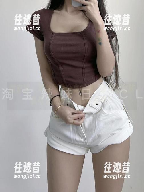 粉色的猪陈佩奇 微密圈 - 黑丝图集分享时间,粉色的猪陈佩奇又来撩了,你敢看吗?