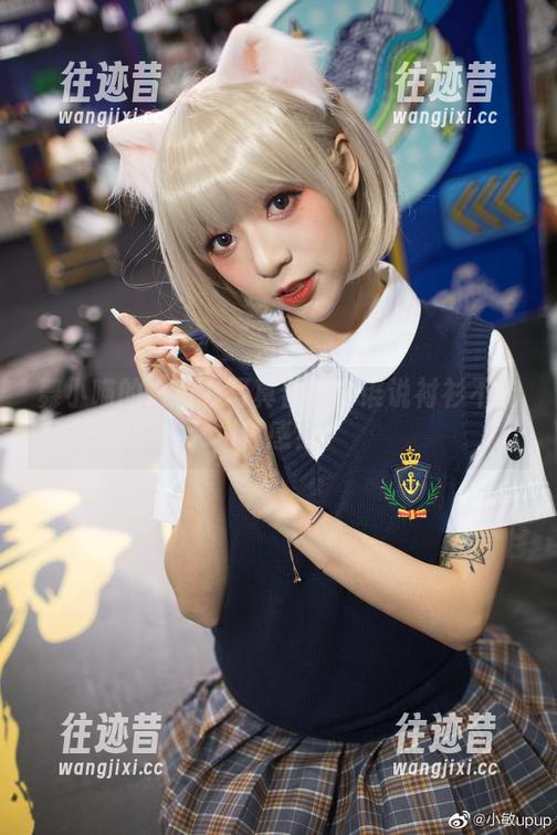 舞小喵 舞小喵的白衬衫写真合集:谁说衬衫不能性感?