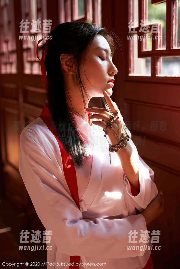 蜜桃社-露西Lucy 蜜桃社 - 灰丝,露西Lucy的情怀。图包里的创意值得我们好好分享哦!