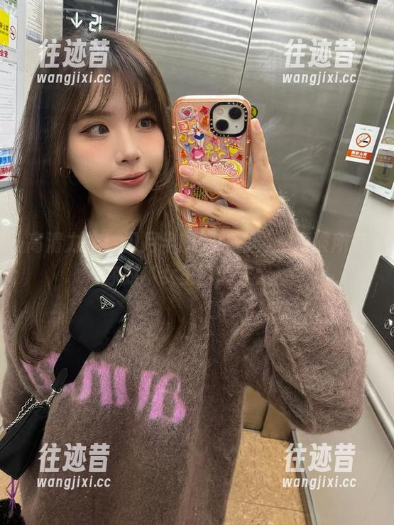 高清力作！闪月半的御姐写真，打破所有你对‘女王’的定义！