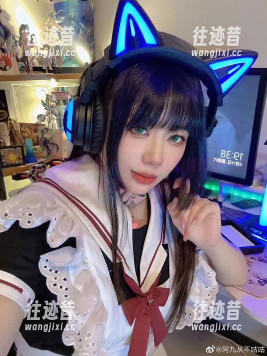 阿九从不咕咕 当黑白碰撞:阿九从不咕咕的镇海双人写真,来看看新鲜更新!