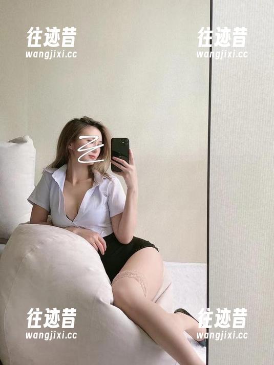 微密圈 - 陈大小姐的婚纱福利，原图随意一瞥，画面竟有种说不出来的诱惑。