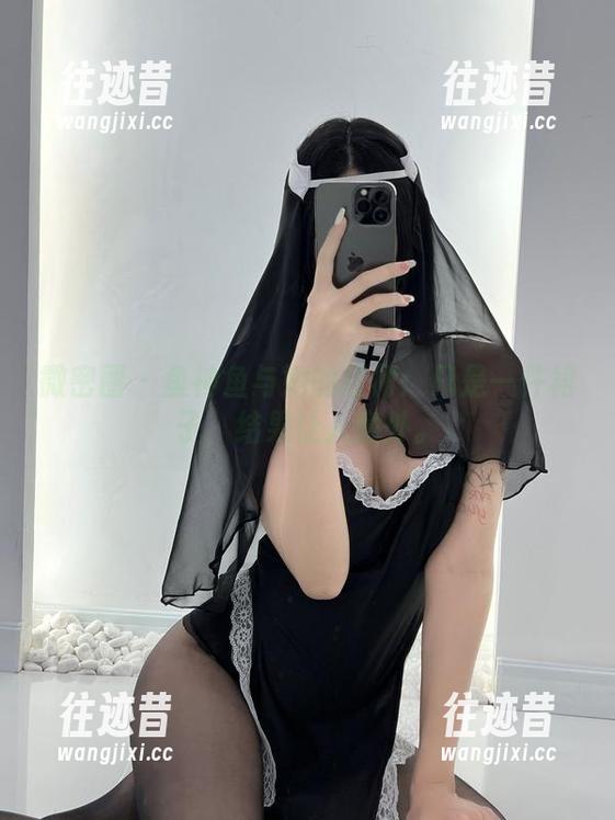 微密圈 - 鱼神鱼与她的红裙：只是一件裙子，结果让人意外。