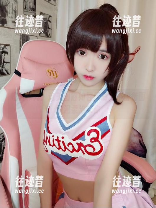鳗鱼霏儿 鳗鱼霏儿:这美图霰如春风啊,不留情面地温柔治愈你