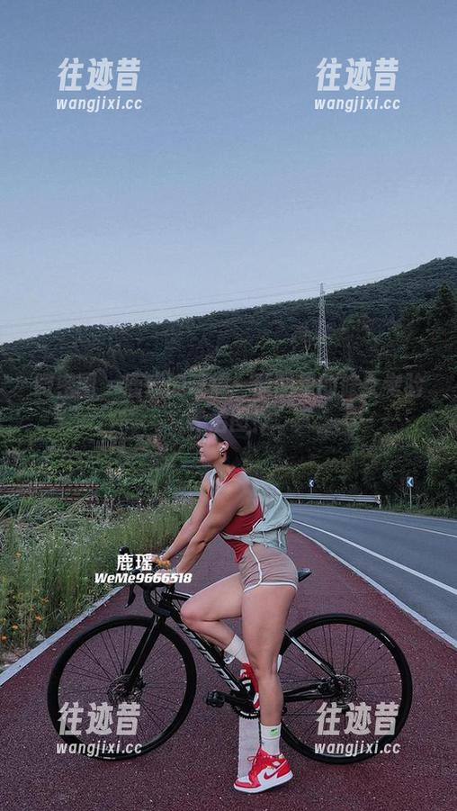 微密圈 - 鹿瑶的瞎搞：原图里的修女考验课后图！